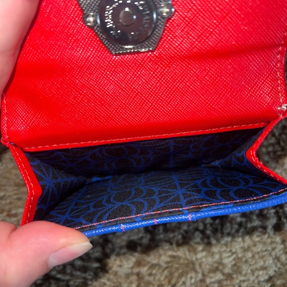 NWOT Loungefly Spider-Man Wallet - Picture 3 of 5